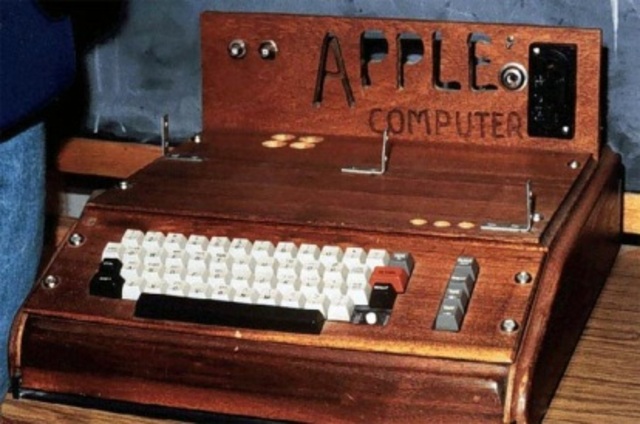 تاریخچه کمپانی اپل apple